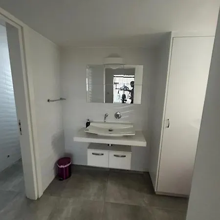 Deryneia House * Dherinia